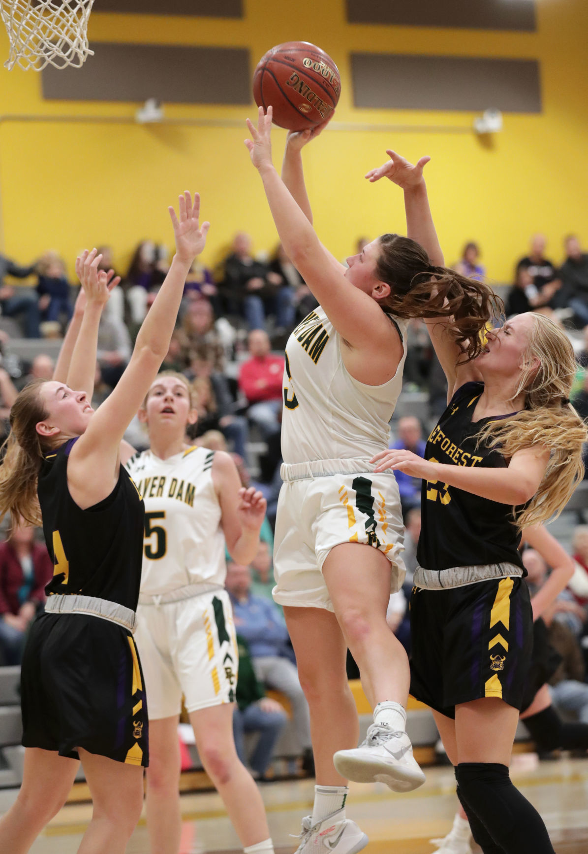 Beaver Dam 62, DeForest 40